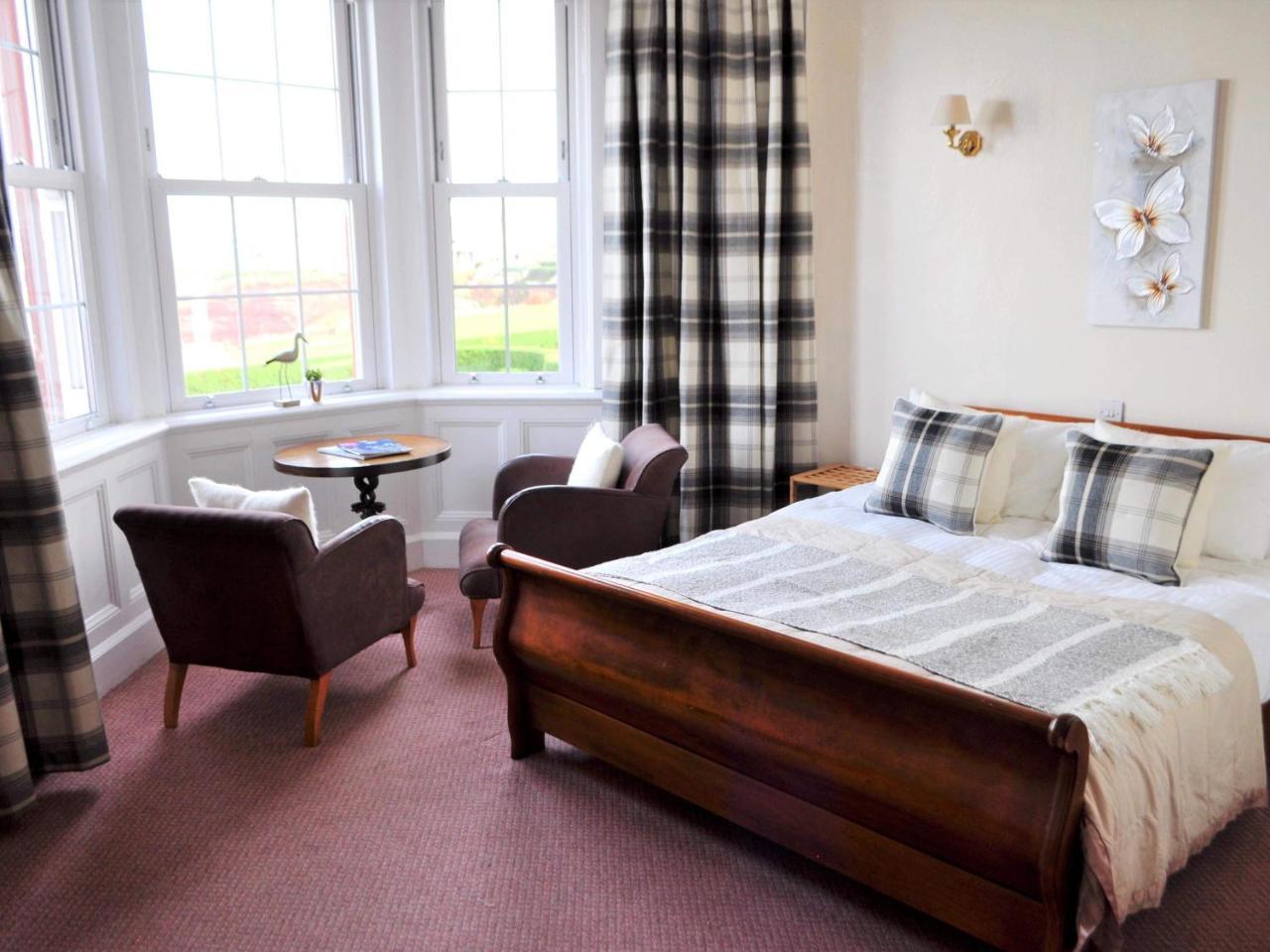 The Rocks Hotel Dunbar Bagian luar foto
