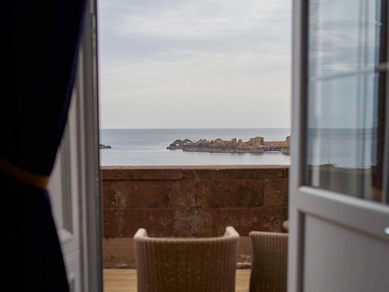 The Rocks Hotel Dunbar Bagian luar foto